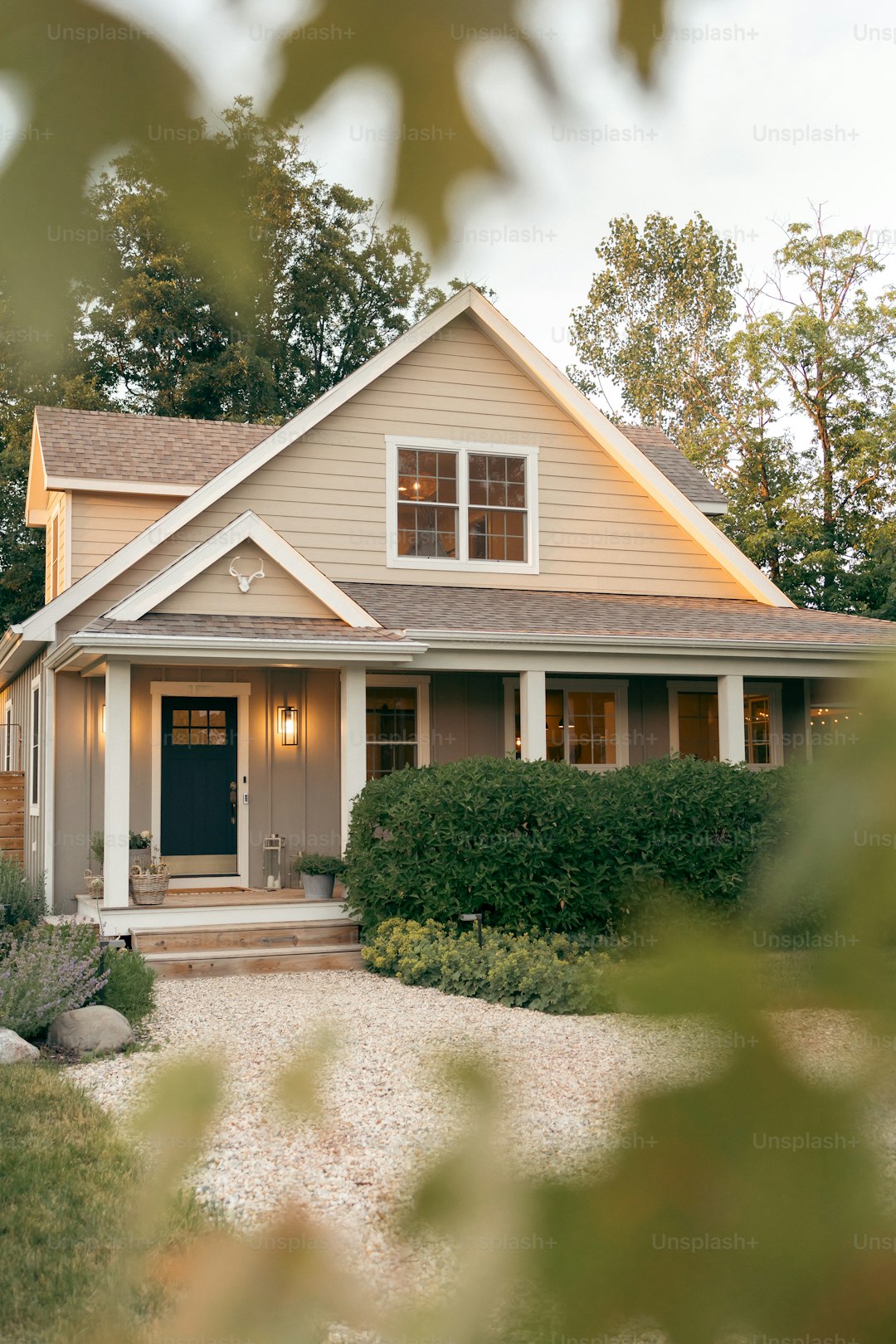 Don’t Get Stuck: The Right Way to Lock Your Mortgage Rate