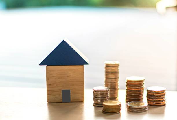 Cash-Out Refinance vs. Second Mortgage: Which One Won’t Sink You?