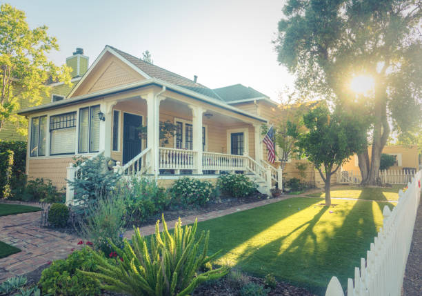 Why Mortgage Calculators Mislead You (And How to Use Them Right)